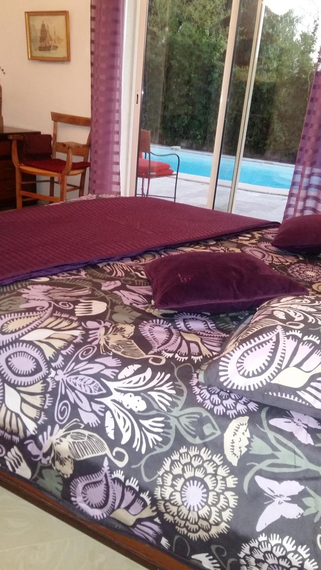 Chambres De La Terre Blanche 사나리쉬르메르 객실 사진